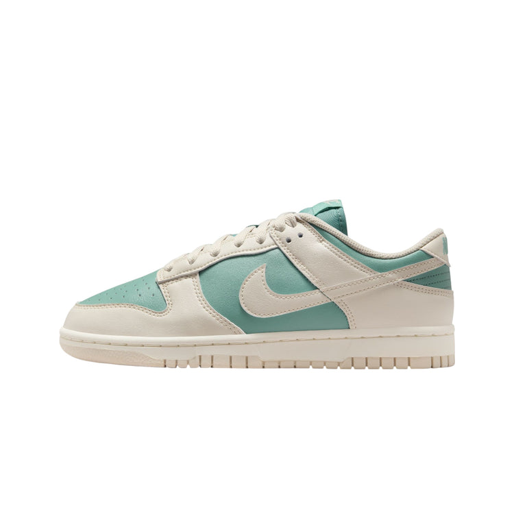 NIKE Dunk Low Light Brown Sneakers IM6572-001