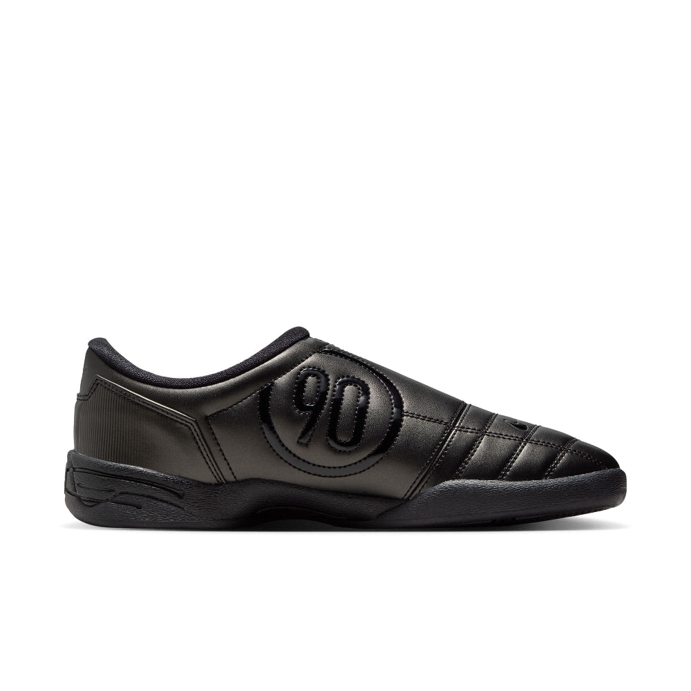 NIKE Total 90 Sneakers Black IM7595-002