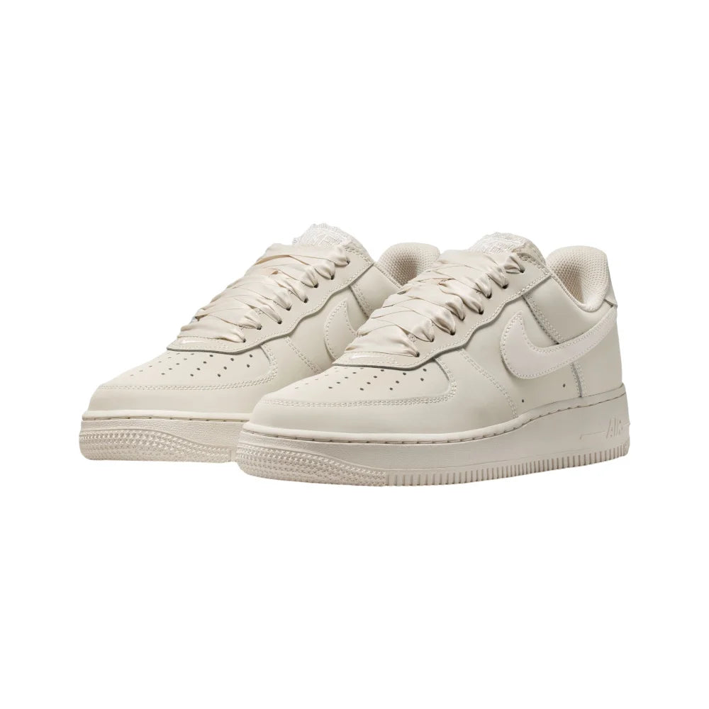 NIKE Air Force 1 Retro Premium Ribbon Lace Sneakers IR0871-100