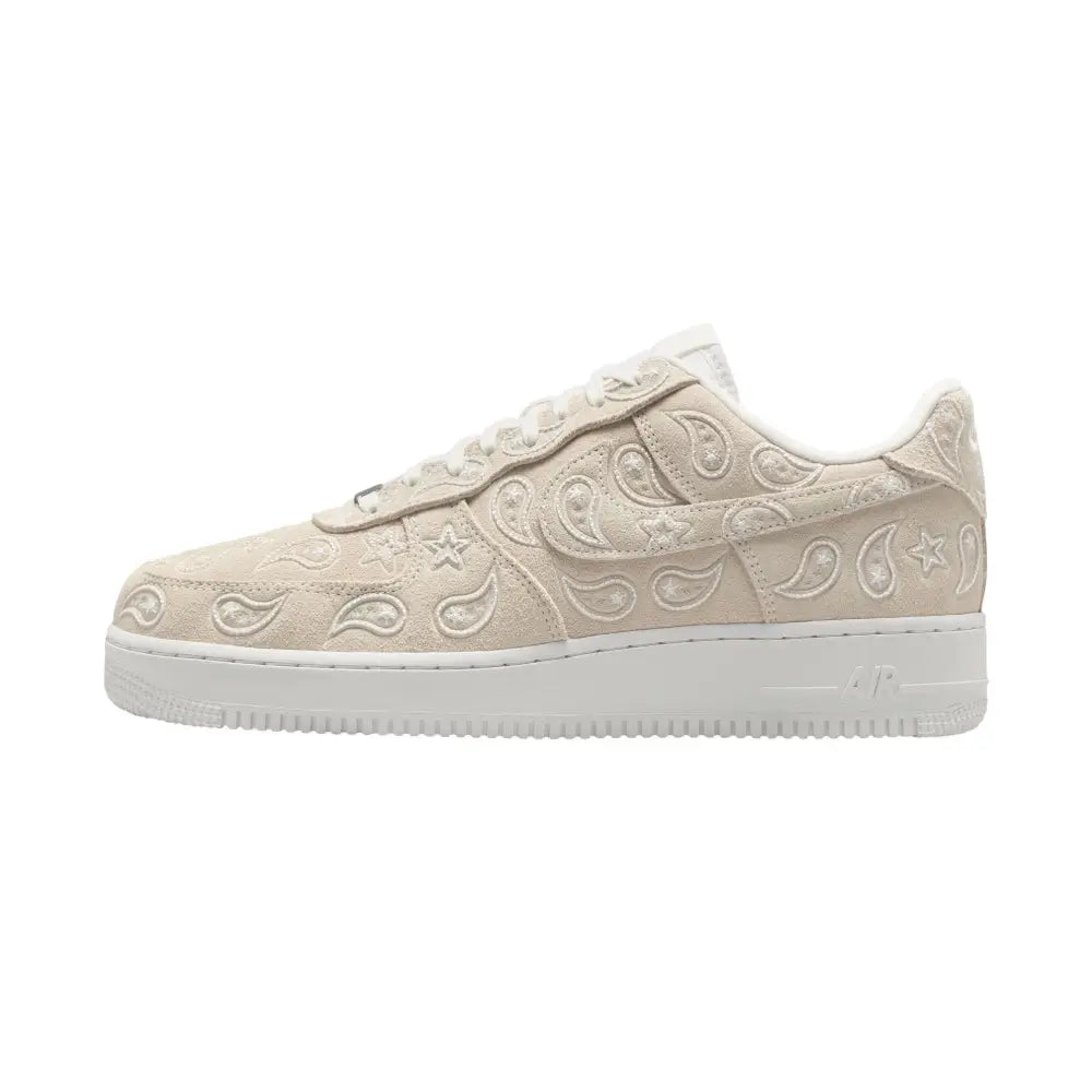 NIKE Air Force 1 '07 LV8 Sneakers White IU2363-100