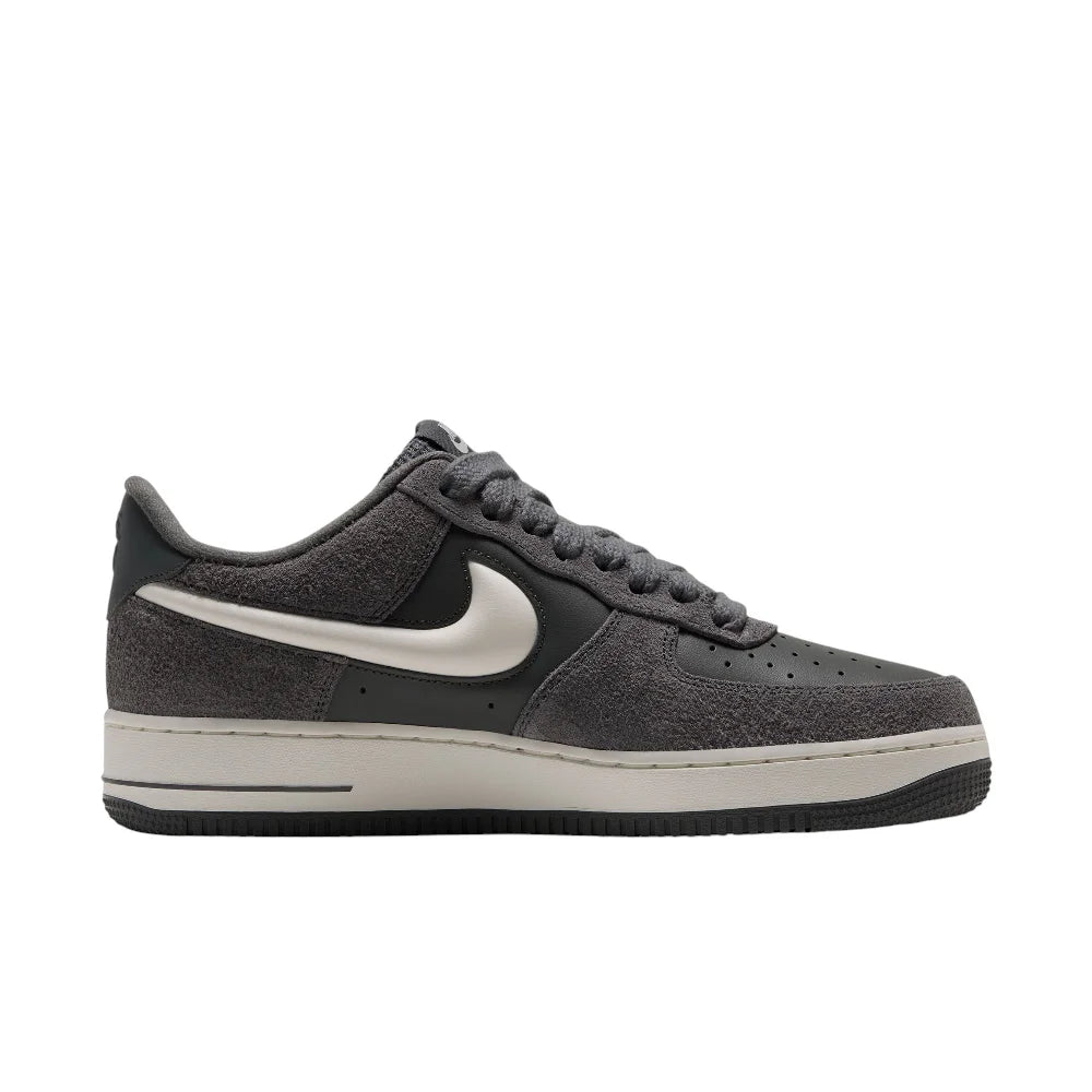 NIKE Air Force 1 '07 LV8 Sneakers Grey IX7786-001