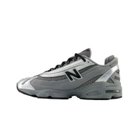 NEW BALANCE 1000 Silver Metallic Grey Sneakers U10007RF