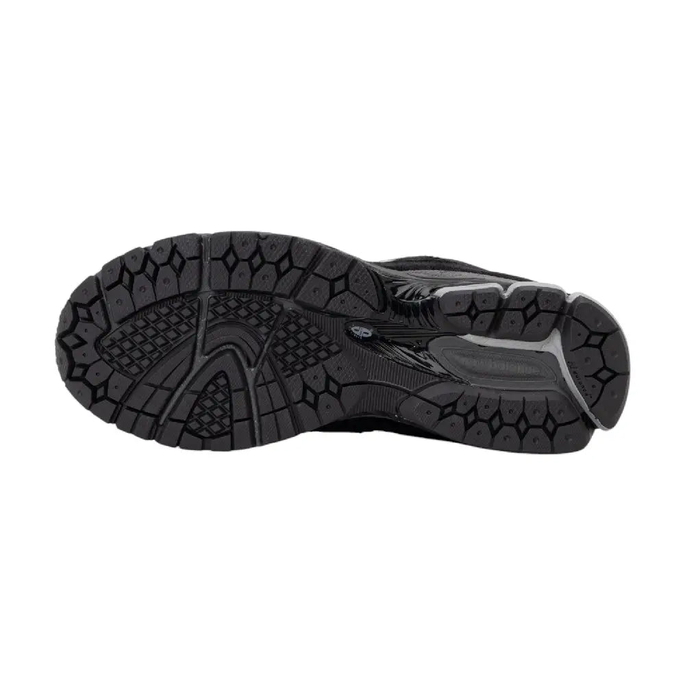 NEW BALANCE 2002R Black U2002RTG