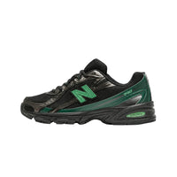 NEW BALANCE 740 Black Nordic Green Sneakers U7407T3